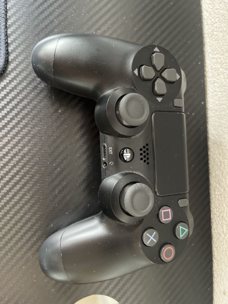 Sony Console: PS4 mit Controller und Monitor – Usato da Niederglatt SG venduto da Befi1 1