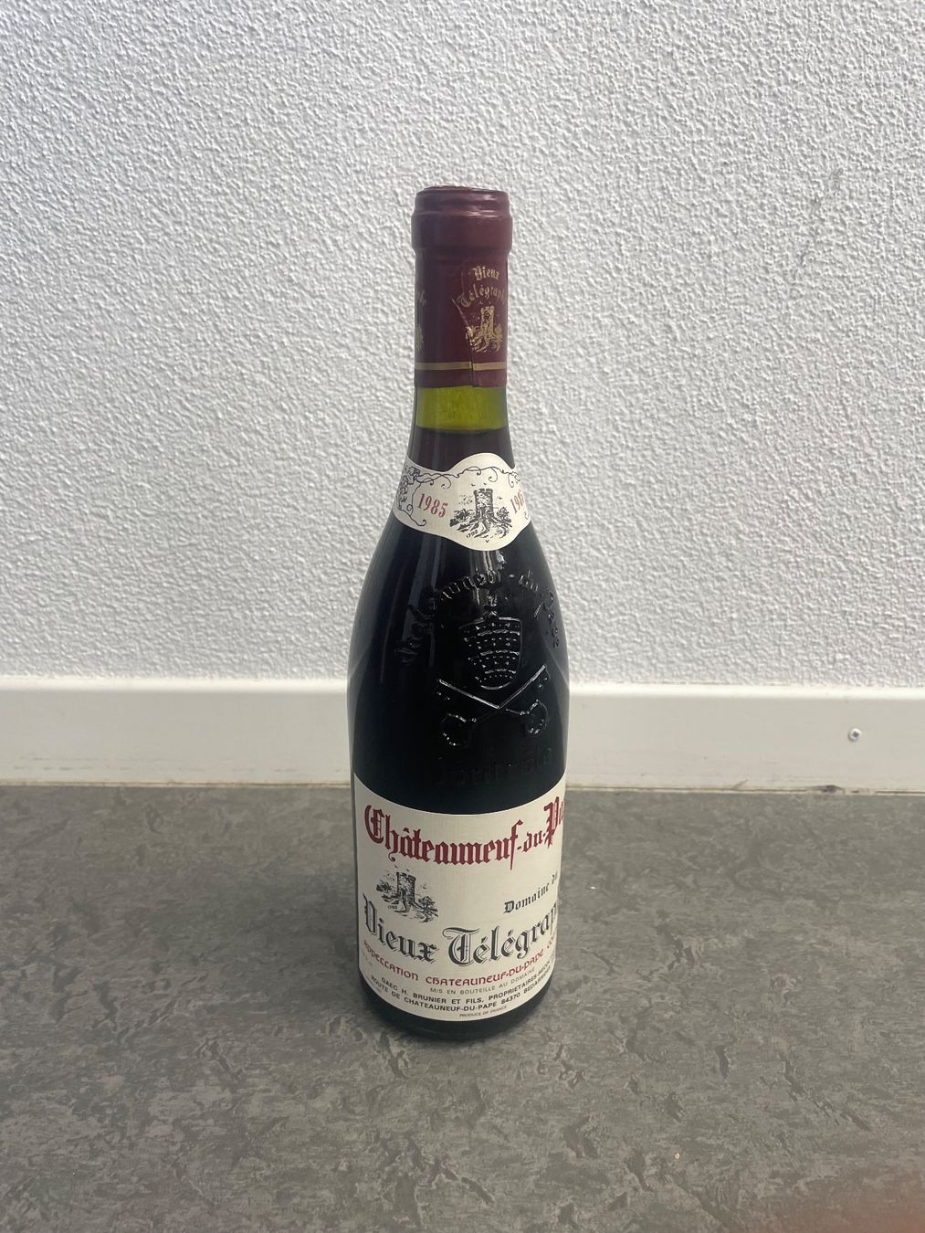 Vino: Châteauneuf-du-Pape 1985 – Usato da Gümligen venduto da Brocki-Reimal-Stift