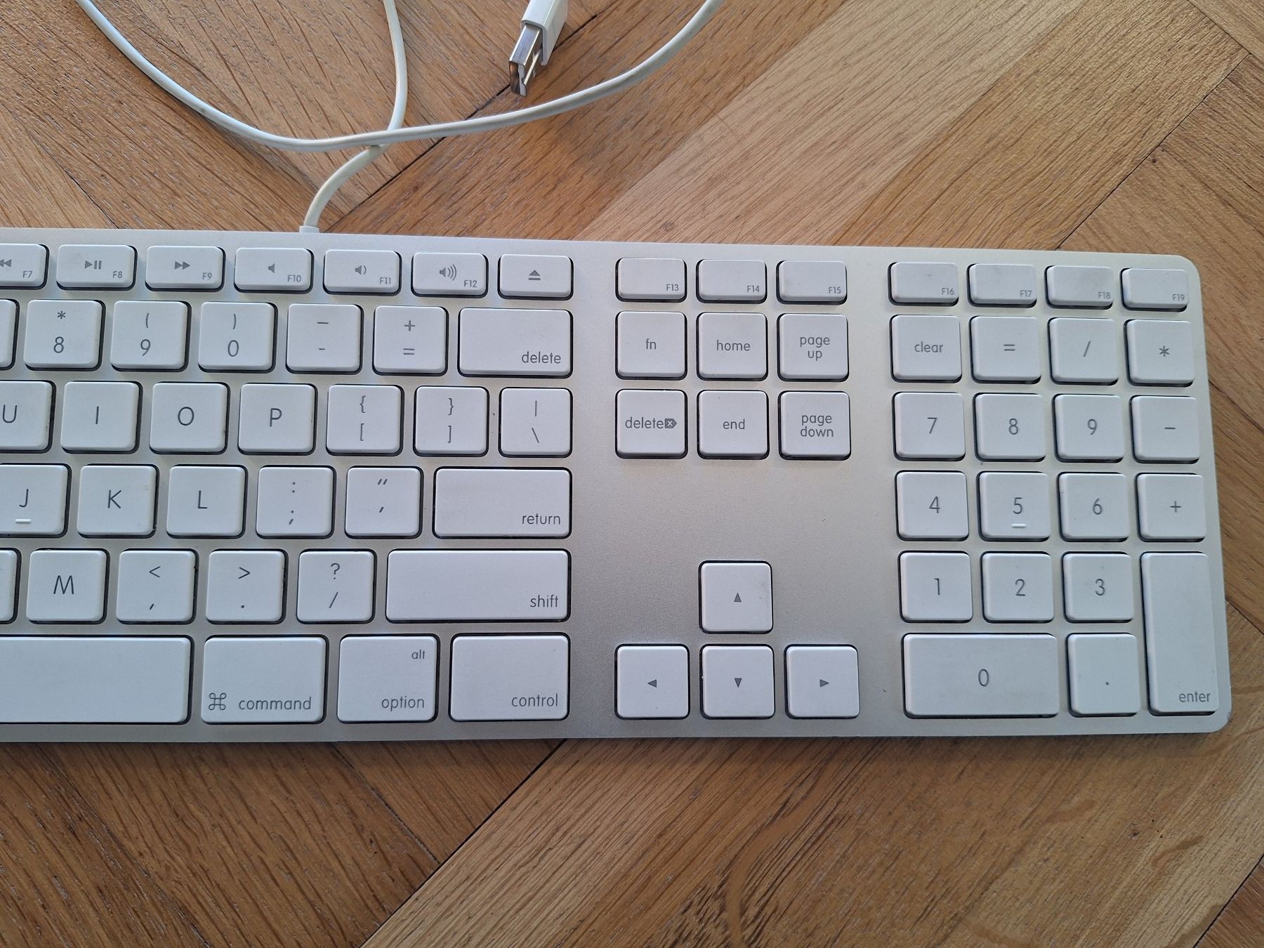 Apple Claviers: Clavier APPLE modèle 1234 – D'occasion à Chêne-Bougeries par xchrysalide 2