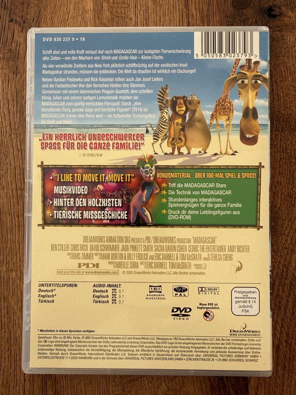 Tutti i DVDs: Madagascar (2005) – Usato da Zürich venduto da Gekuu 1