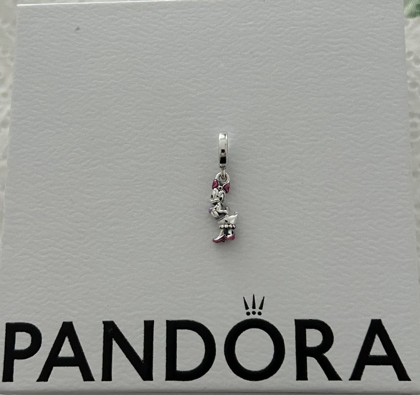 Pandora Anhänger: Pandora Disney Daisy Duck Dangle Charm – Neu (gemäss Beschreibung) aus Rheinfelden von Boutique_Luxe 1