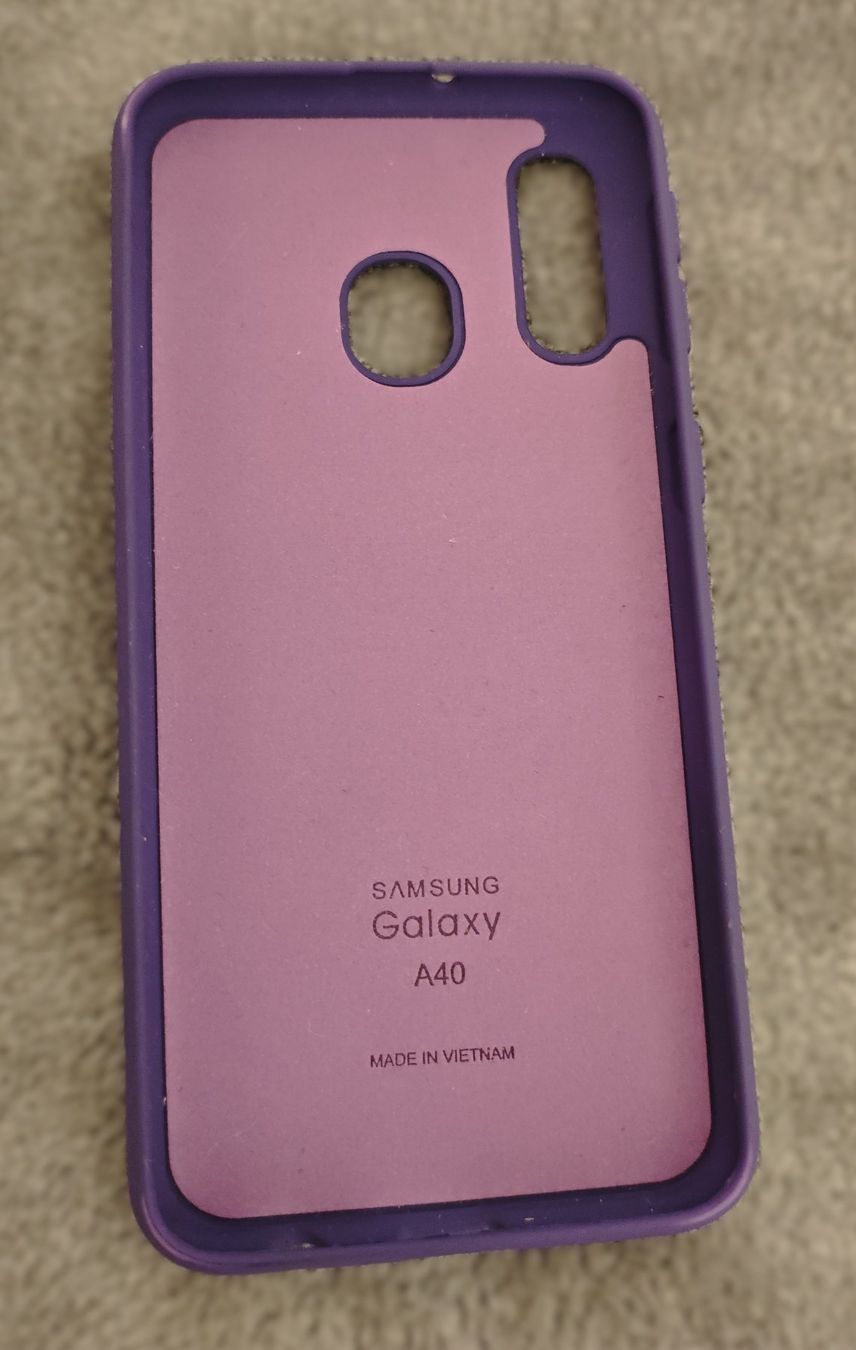 Samsung Cover & Protezioni schermo: Samsung Galaxy A40 Hülle lila neu – Nuovo e nell'imballaggio originale da Baden venduto da kellogs3