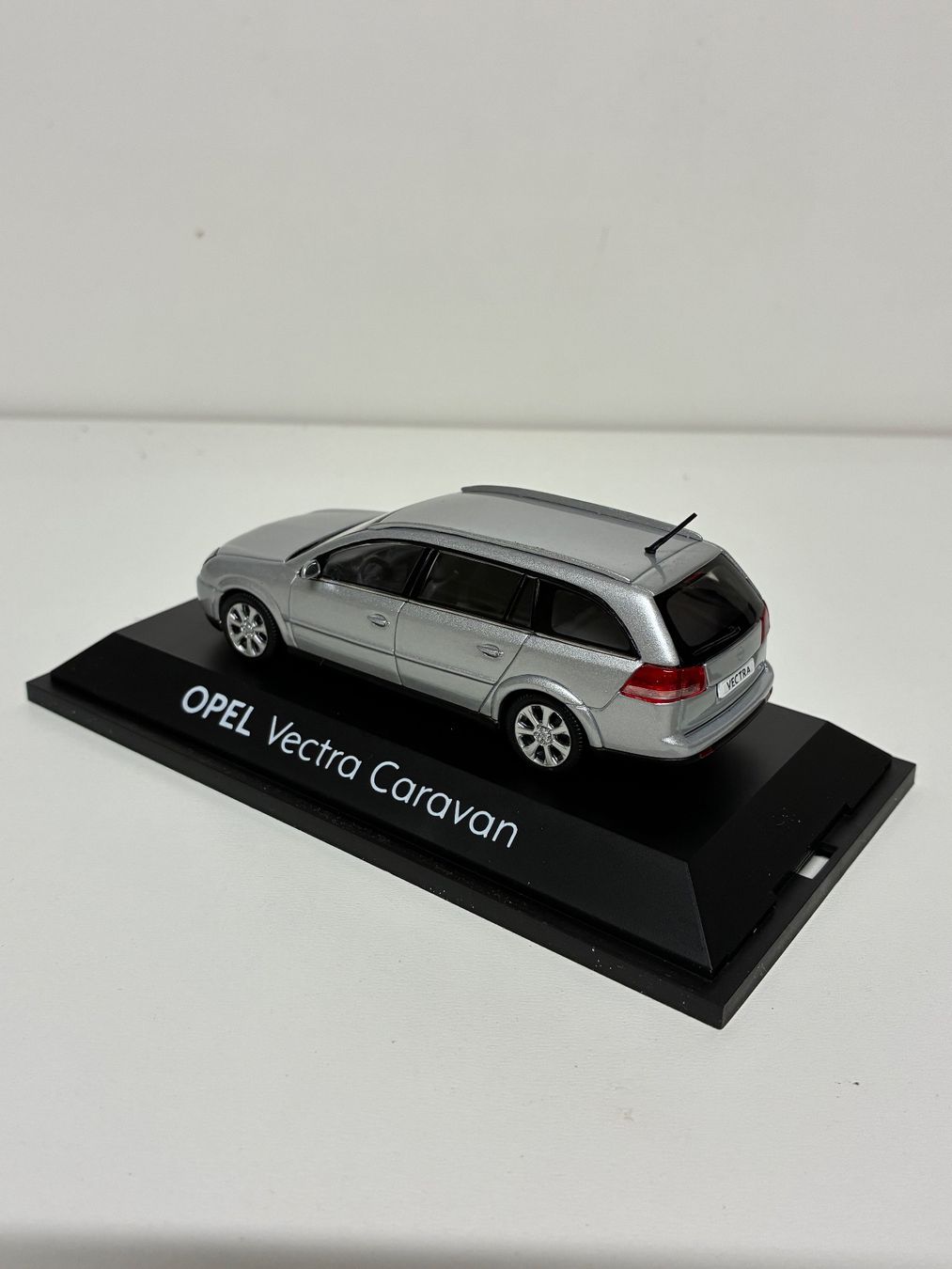 Opel Modellautos: Modellauto Opel Vectra C – Neu und originalverpackt aus Kräiligen von hkk 7