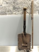 Armeespaten mit Ledertasche gebrauchter Zustand