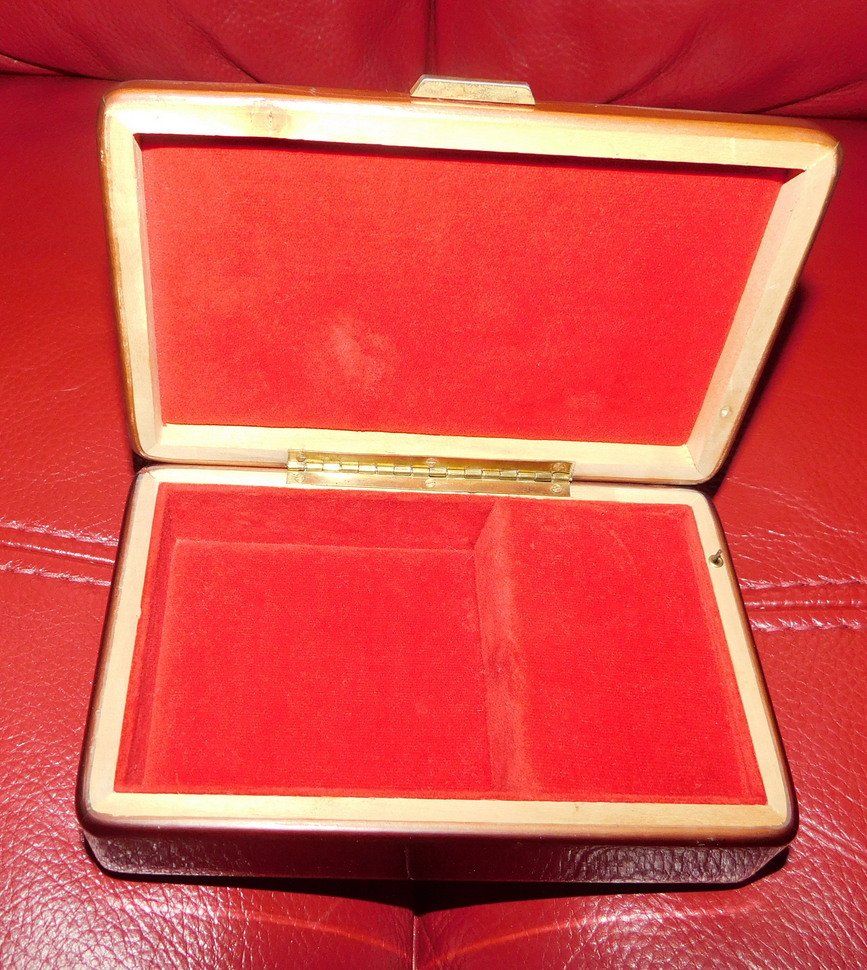 Carillon: Spieldose, 17 x 10,5 cm – Usato da Villnachern venduto da Schnugelchen 1