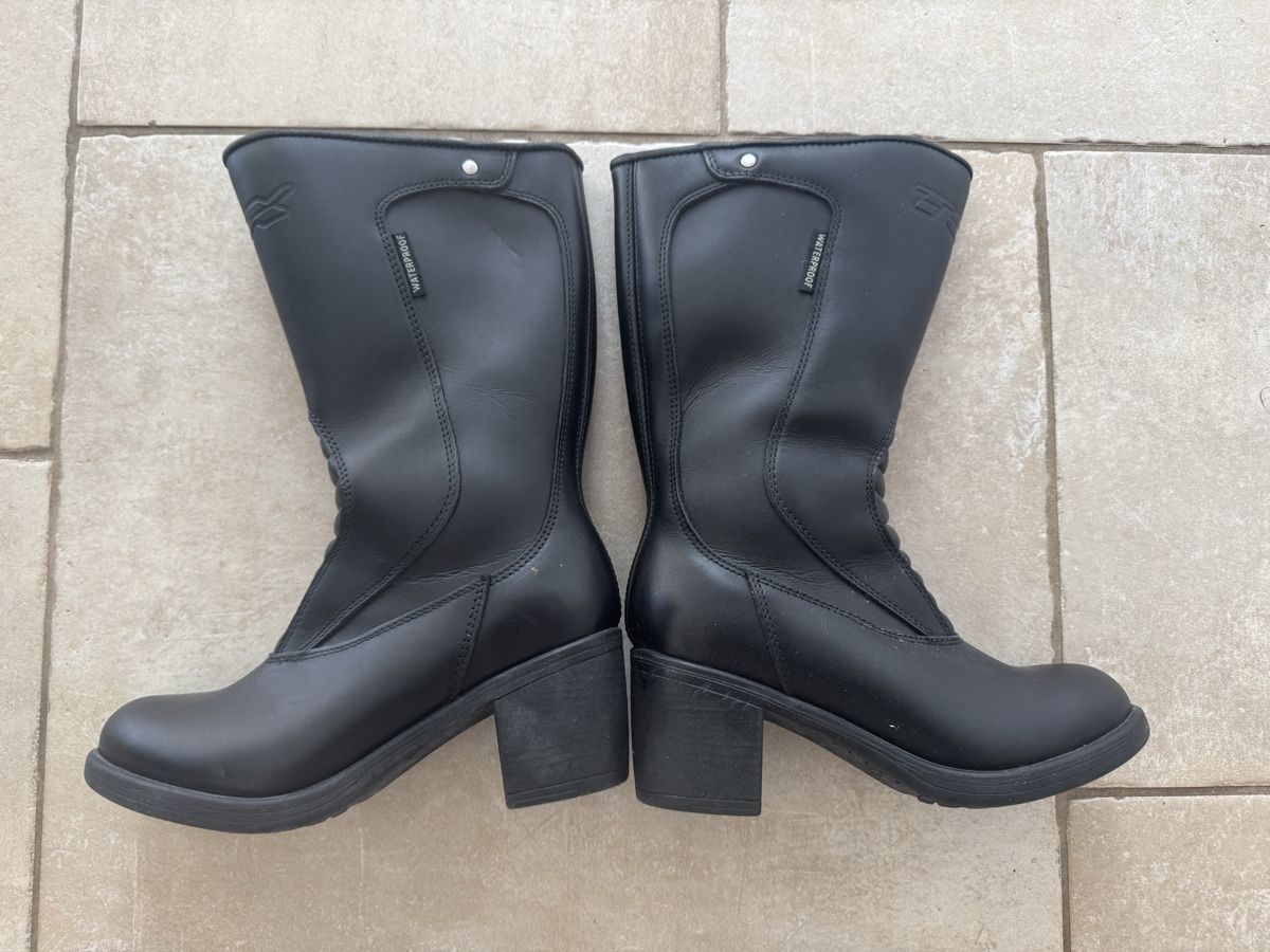 Damenschuhe: Motorradstiefel Damen Gr. 36 – Gebraucht aus Oberweningen von Bumblebee2