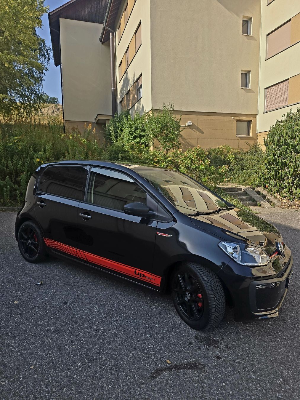 VW Automobili: vw up 1.0 2017  60CH – Usato da Fribourg venduto da iss_z7qr
