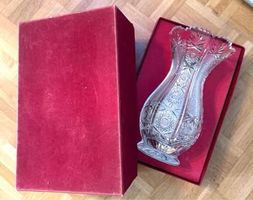 Kristall Vase mit Originalverpackung, sehr schön!