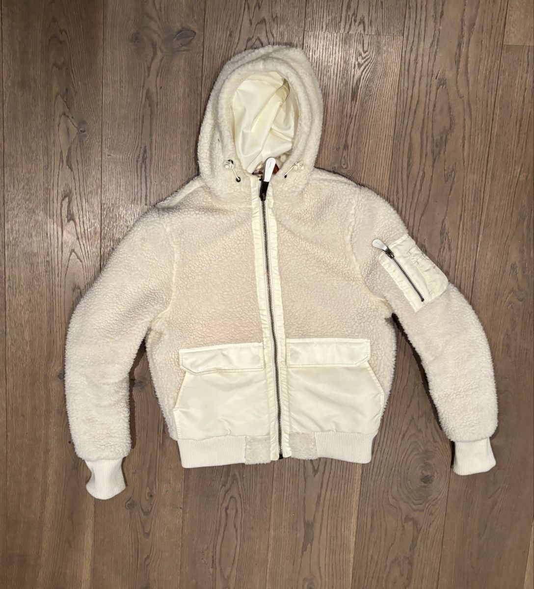 Alpha Industries Giacche: Schöne Alpha Industries Jacke – Nuovo (secondo la descrizione) da Weiningen ZH venduto da Bratwurst4