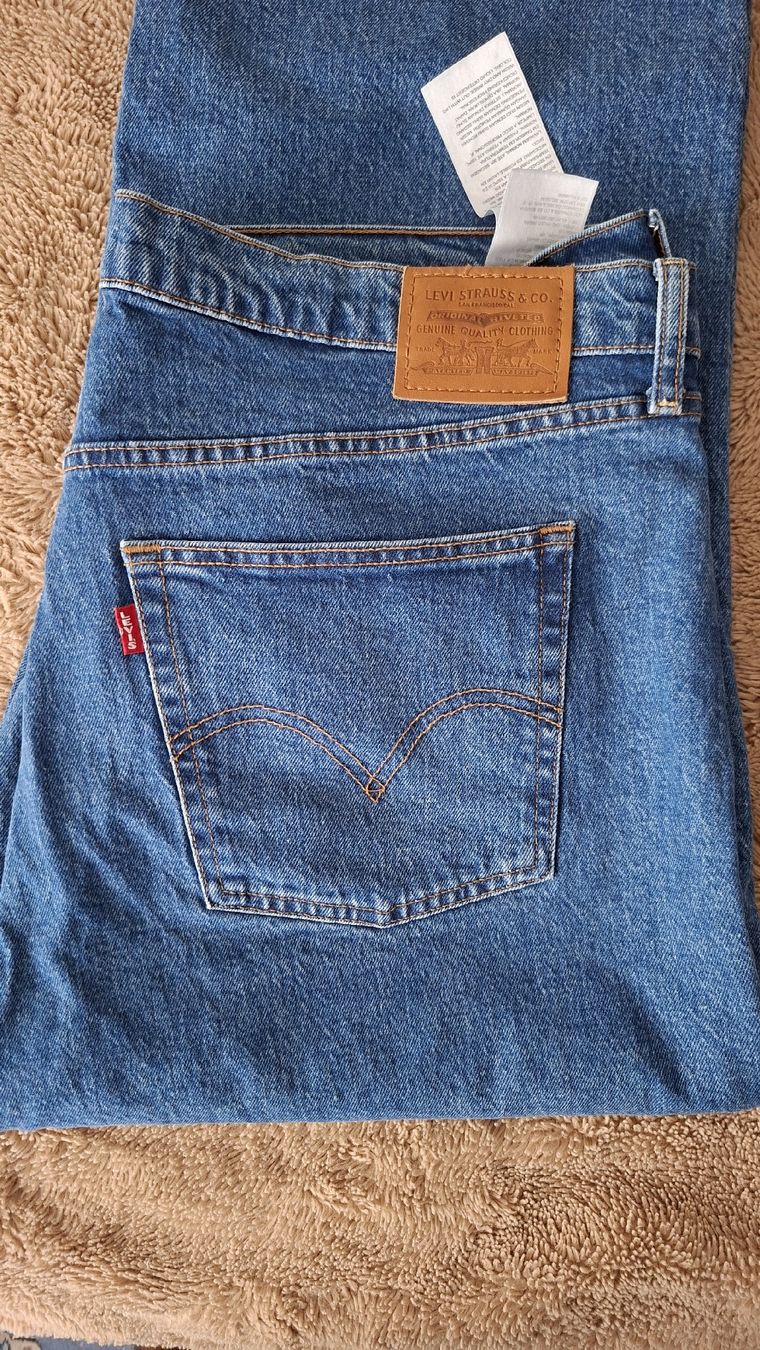 Levi's Jeans: vintage Levi's jeans  – Usato da Chiasso venduto da Pat_chuli 1