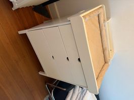 Stokke Wickeltisch mit Schubladen und Polster