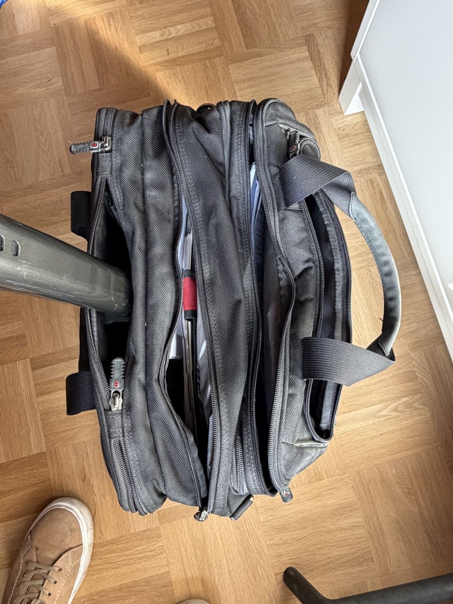 Altro in Aeronautica: Victorinox Rollkoffer – Usato da Basel venduto da Frenchie-Bulldog 1