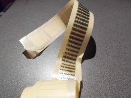 Etiketten goldig, Aufschrift: orig. hand