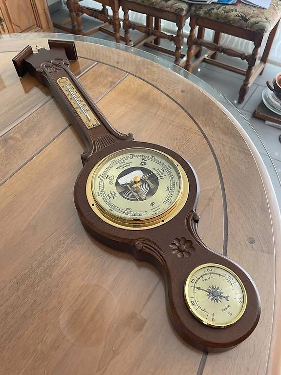 Altri elettrodomestici e apparecchi d’epoca: Wetterstation Barometer 74 cm – Usato da Gelterkinden venduto da RemoViscardi