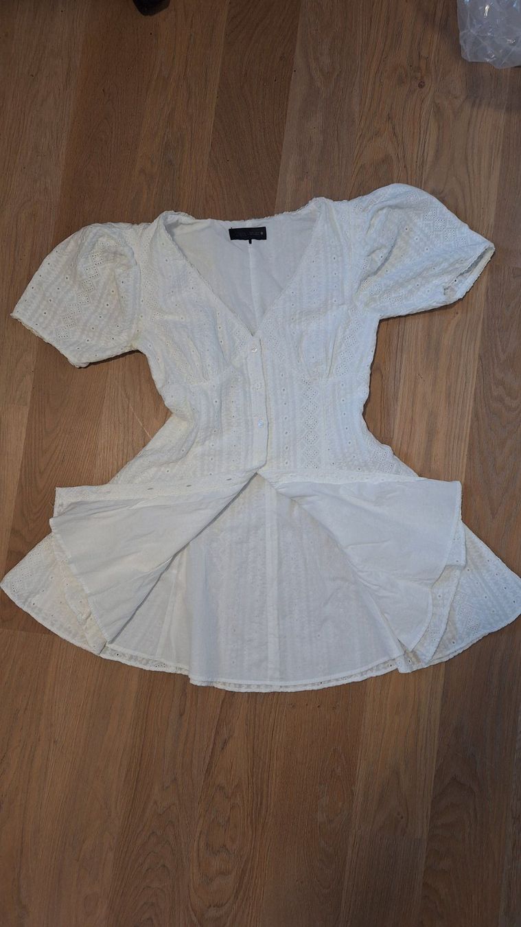Zara Vestiti: Sommerkleid weiss Grösse 34 – Usato da Weisslingen venduto da igszehn 1