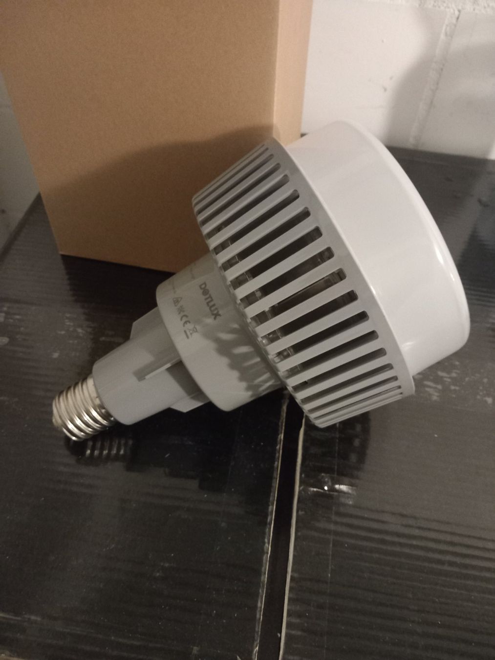 Lampen: Leuchtmittel DONUT Dotlux 80W 5000K – Neu und originalverpackt aus Thun von Beroshop 1