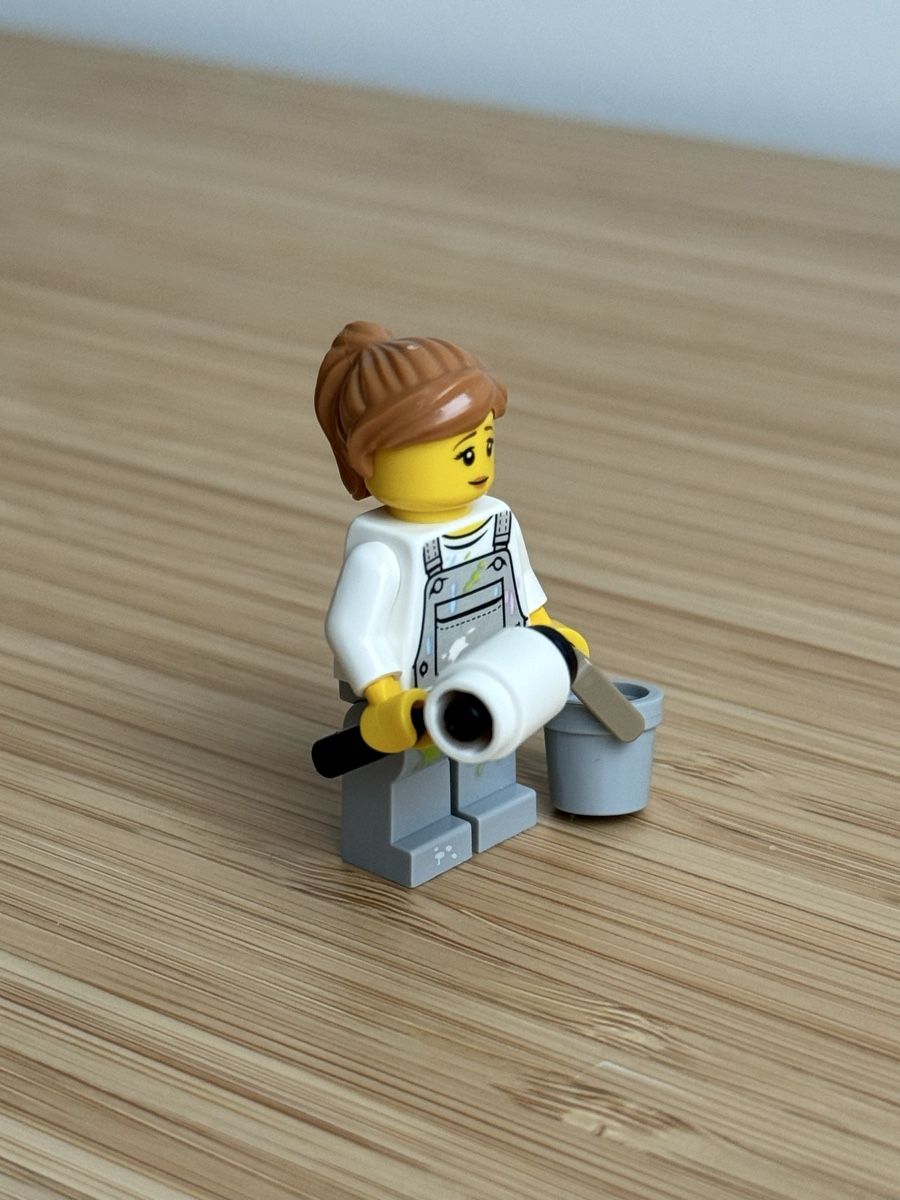 Lego Statuette: Lego Minifigur Malerin – Nuovo (secondo la descrizione) da Neuhausen am Rheinfall venduto da Laghi 1