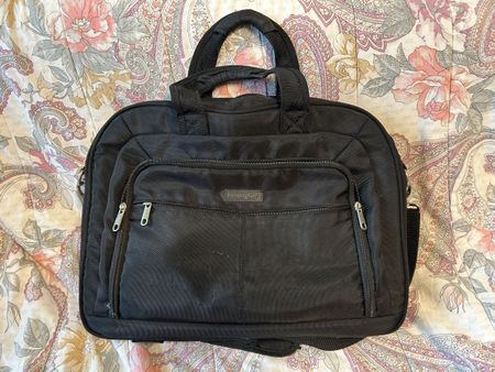 Geräumige Laptoptasche Kensington schwarz