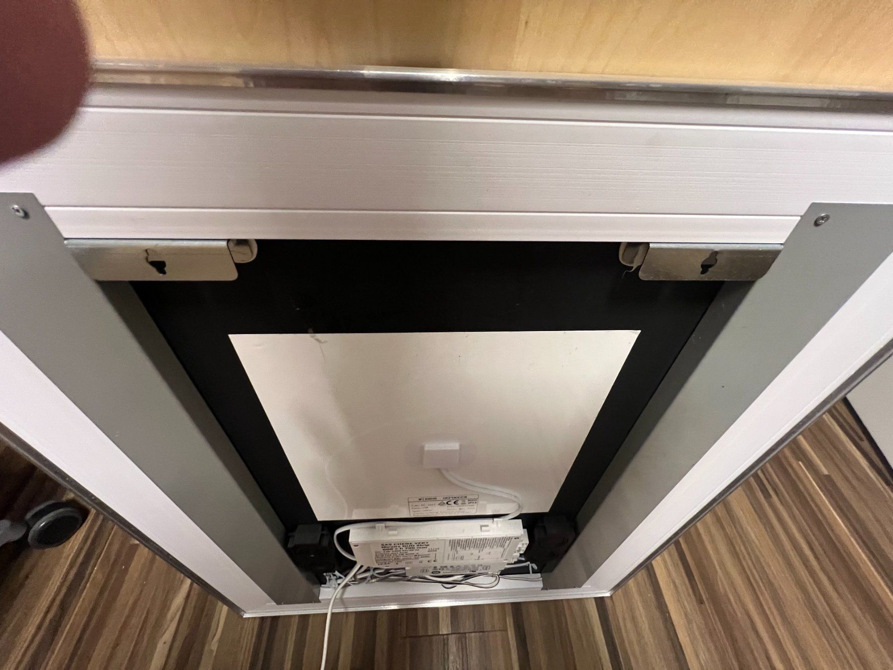 Specchi: miroir LED de salle de bain bluetooth audio antibuée – Usato da Lausanne venduto da ffhoud 7