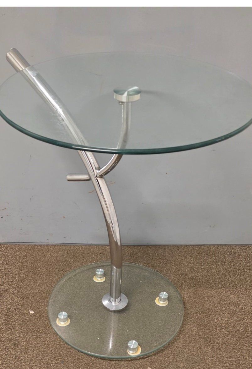 Tables: Stilvoller Design-Beistelltisch Glas & Chrom – D'occasion à Flums par Flumsantik