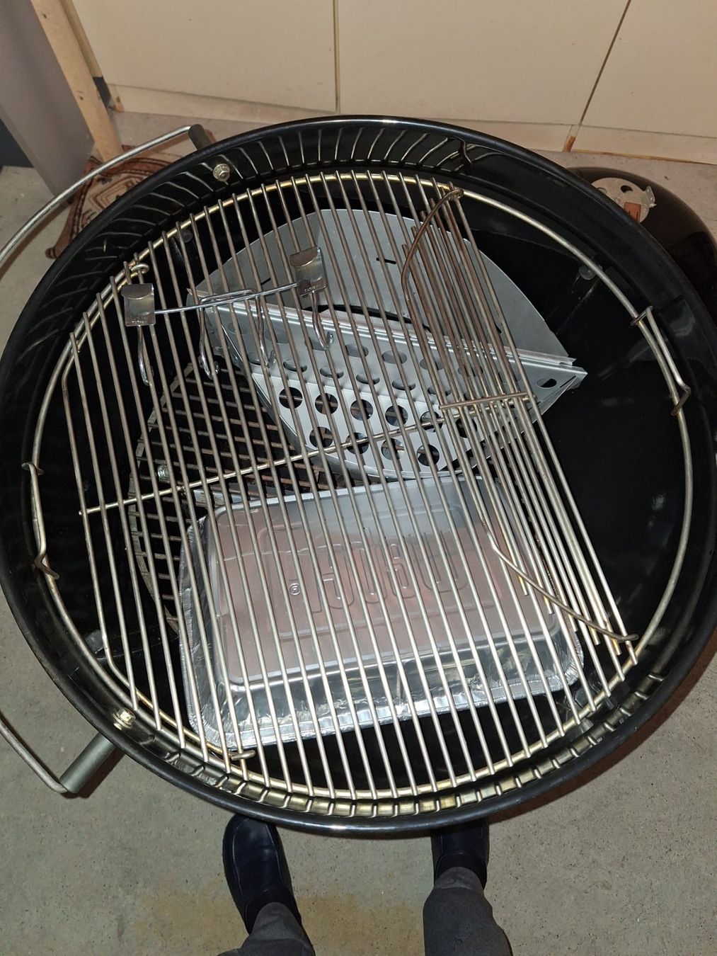 Weber Griglie: HOLZKOHLR-GRILL – Usato da Jona venduto da 123Strubeli 3