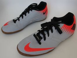 Chaussures de football Nike t. 40.5