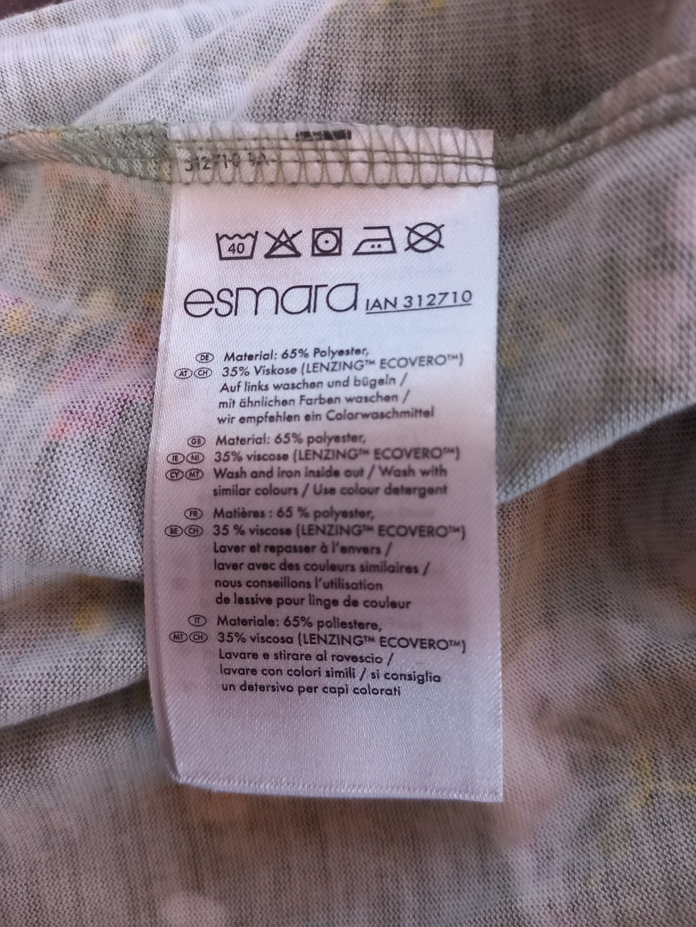 Jumpsuits: Combishort Esmara verte à motifs fleuris – Neu (gemäss Beschreibung) aus Faoug von per_kp6r 3
