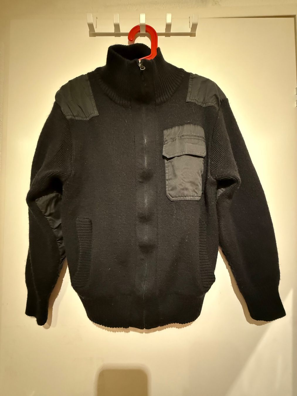 Pullover & Sweatshirts: Dicks Pullover – Gebraucht aus Birmensdorf ZH von T_Richard 1
