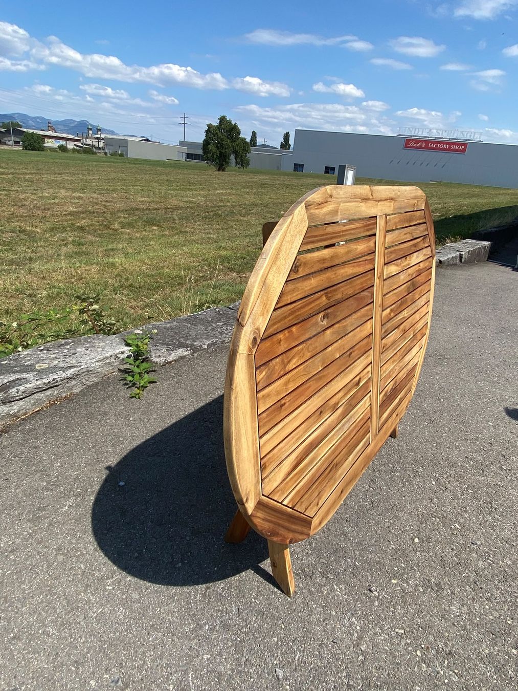 Tavoli: Gartentisch aus Holz + 6 Stühle – Usato da Rothenthurm venduto da BiKe_cLiMb_97 7