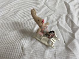 Maileg Häschen mit Schaukelpferd