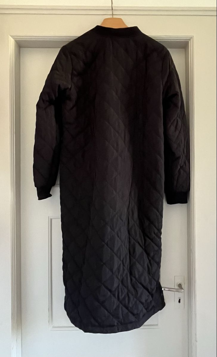 Only Mäntel: ONLY Steppmantel, Grösse L, schwarz – Gebraucht aus Winterthur von Mahonyy 1