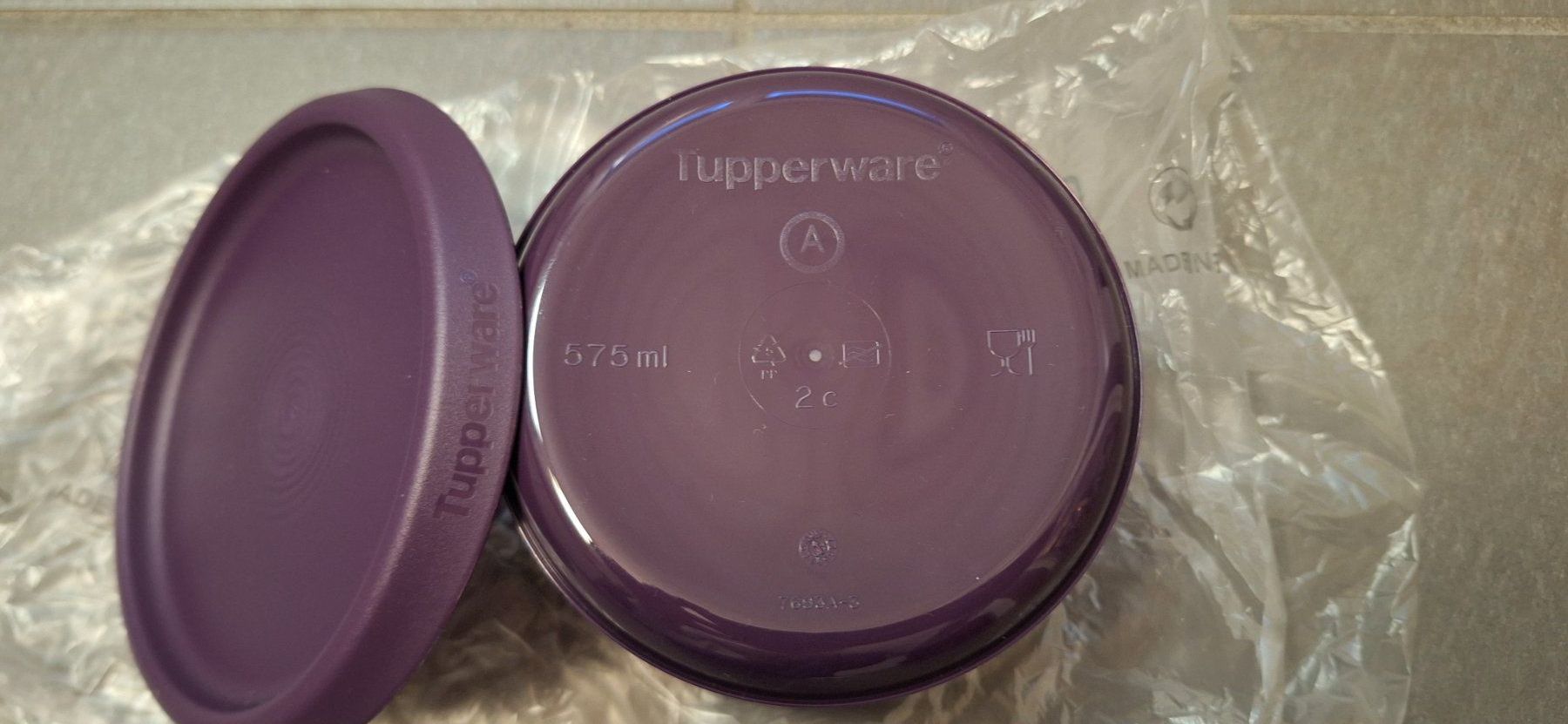 Tupperware Recipients et similaires: Tupperware, super top (575ml) – Neuf avec emballage d'origine à Lussery-Villars par pousinete02 3