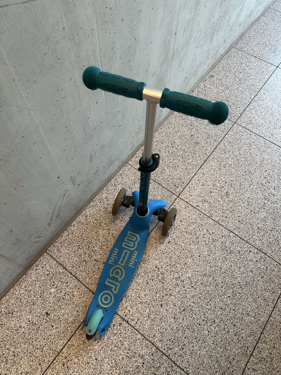 Micro Véhicules pour enfants: Micro Mini Kinderroller – D'occasion à Basel par ItsRaffi88 3