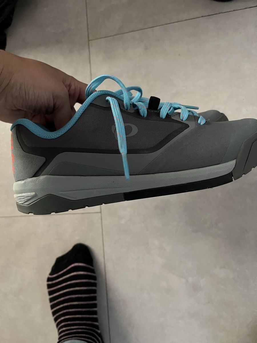 Pearl Izumi Damenschuhe: Pearl Izumi Schuhe, Grösse 38 – Gebraucht aus Oensingen von Snoopy_w87