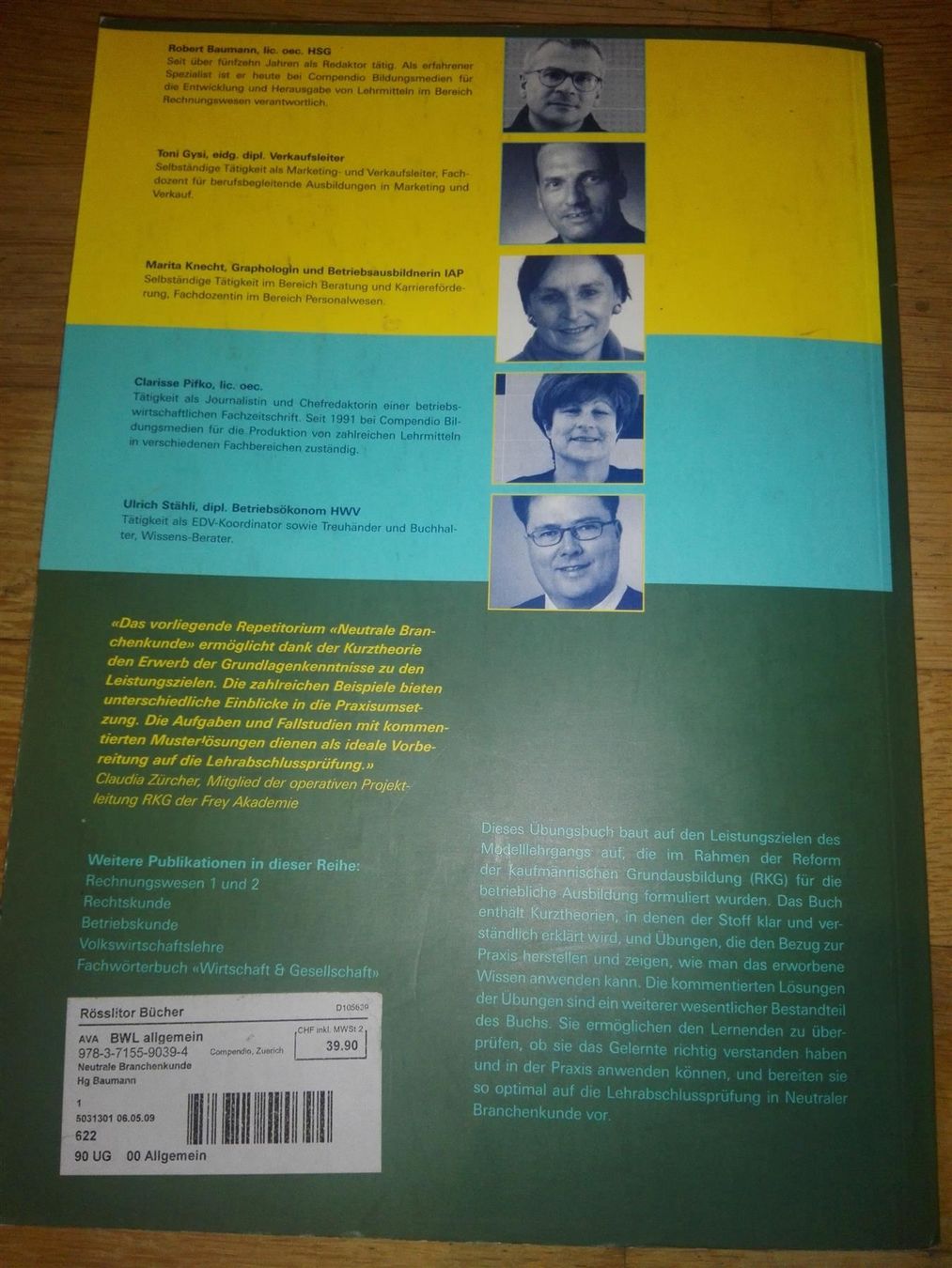Libri: Neutrale Branchenkunde    (Compendio) – Usato da St. Gallen venduto da elkapone 9