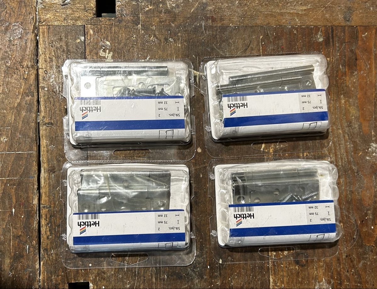 Eisenwaren:  Schubriegel, Scharniere, Neu – Neu und originalverpackt aus Winterthur von Tanja151274 3
