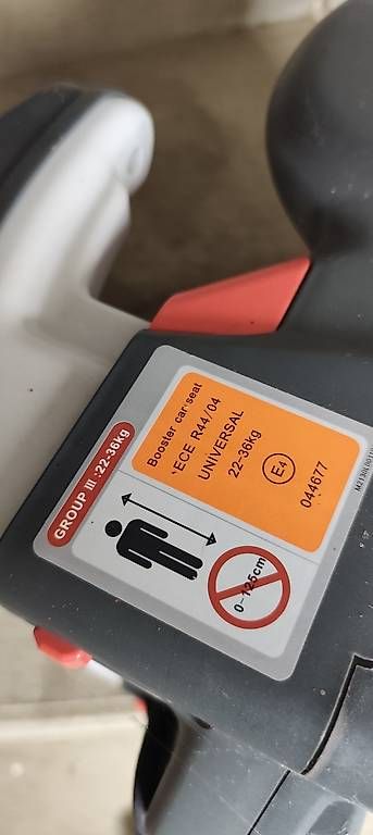 Seggiolini per auto: Kinder Autositz / Sitzerhöhung Glanber – Usato da Leibstadt venduto da Inusialia 4