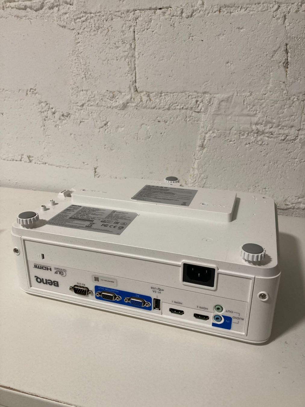 BenQ Proiettori: BENQ Beamer MU613 – Usato da Hinterkappelen venduto da deev 2