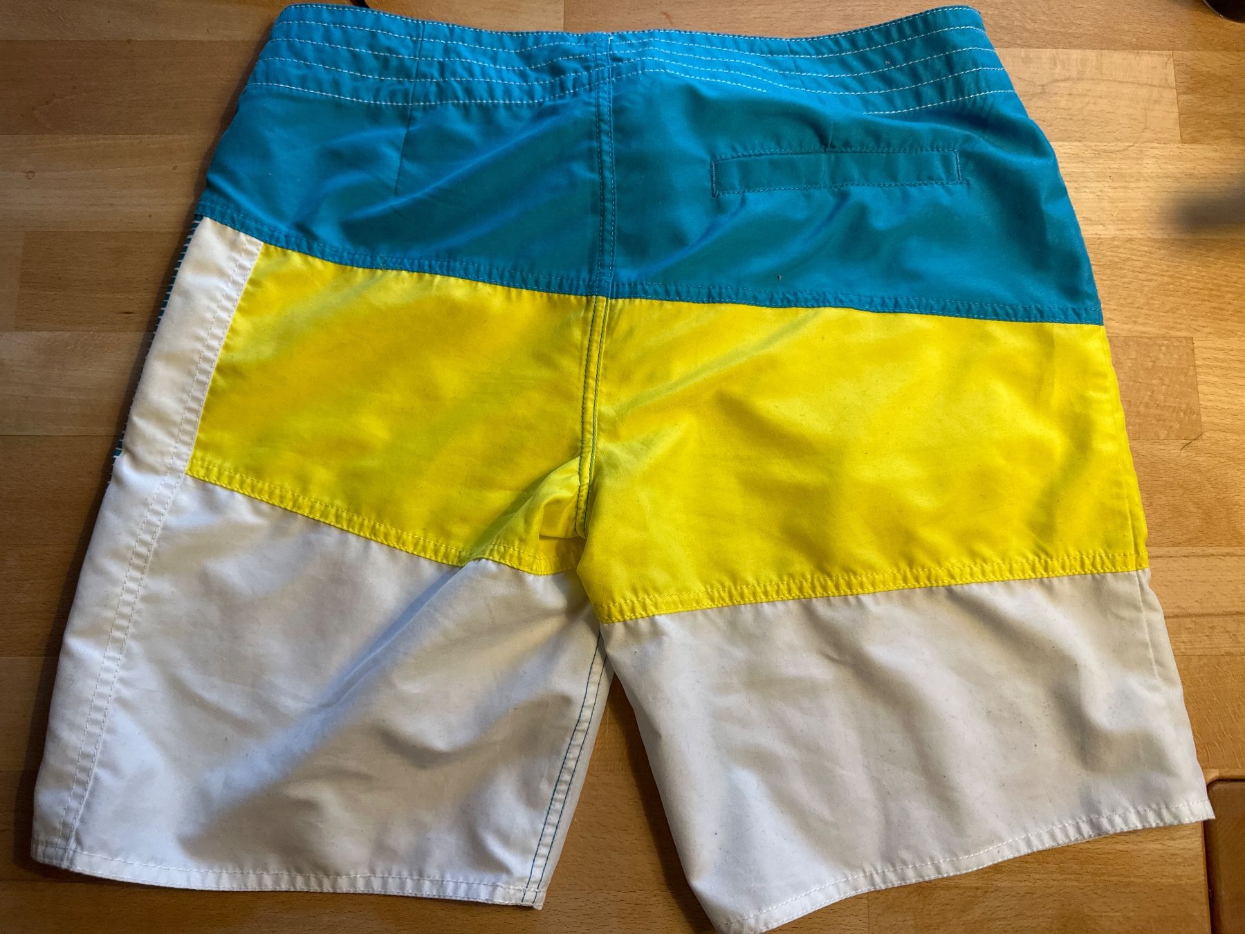 Mystic Pantaloni: Shorts Gr S – Usato da Grüningen venduto da lovinho 1