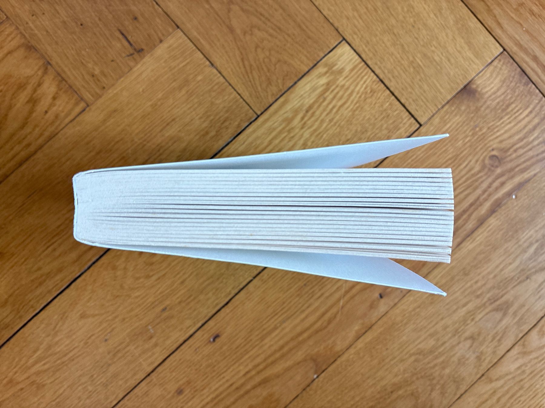 Libri: Spark Joy Marie Kondo (Englisch) – Usato da Zollikon venduto da mythenschloss 2