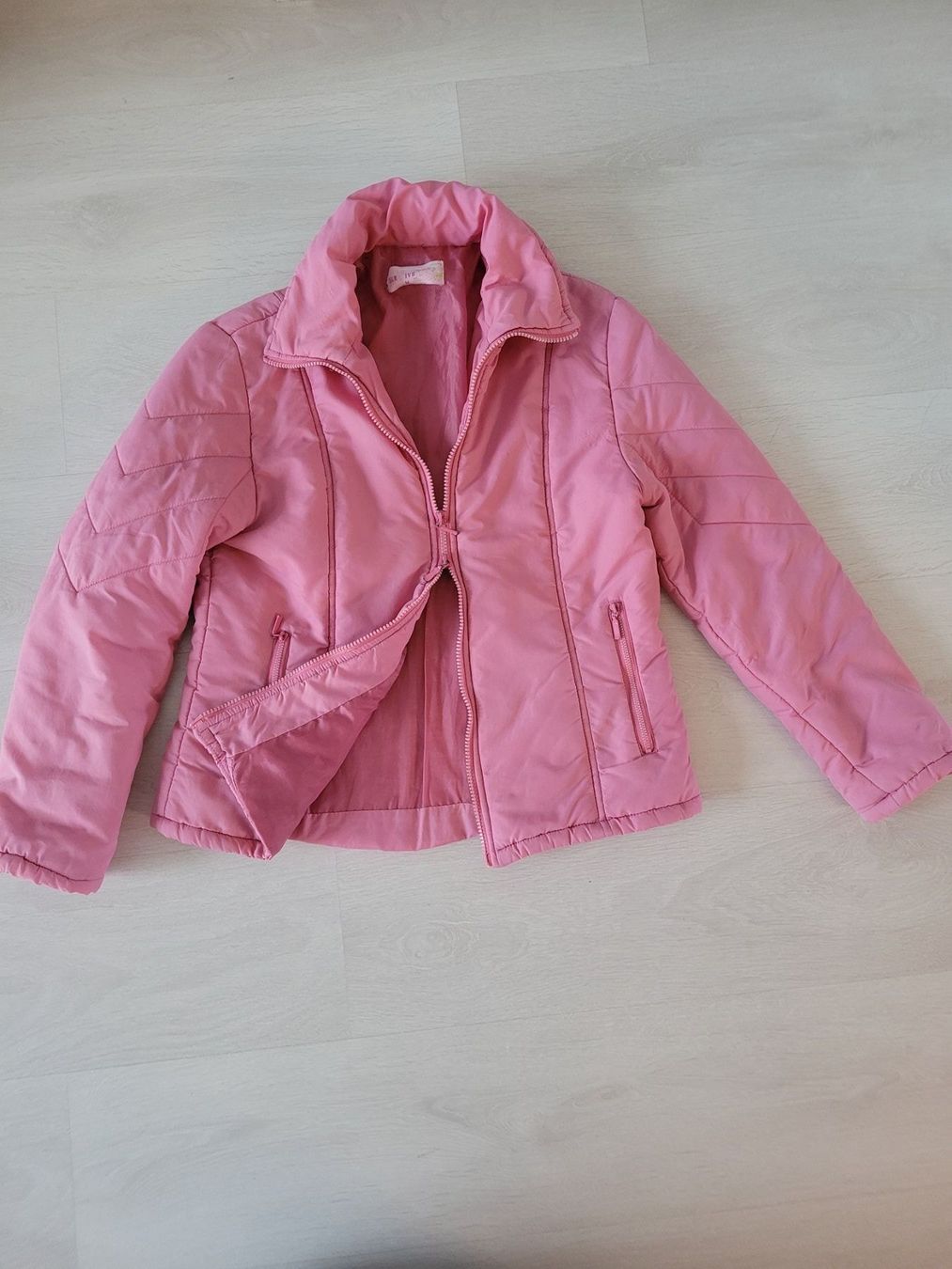 Jacken: Steppjacke rosa in Größe M – Gebraucht aus Gächlingen von Tara_devi 1