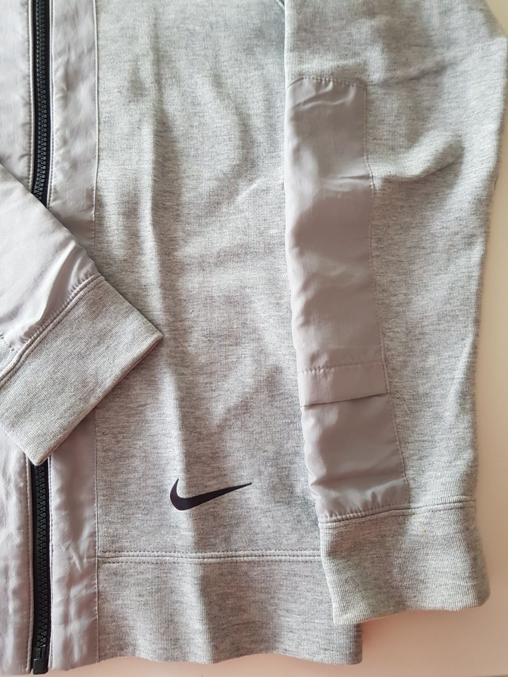 Nike Maglioni & Felpe: NIKE Pullover mit Reißverschluss – Usato da Münchenstein venduto da mt25 2