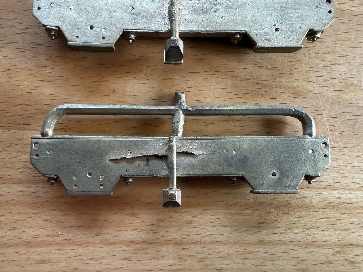 Modelleisenbahnen: 2 Messingguss Dregestellblenden Spur 0 – Gebraucht aus Amden von vipernatter 4