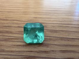 Emerald Colombie 3.35 ct ab1.-