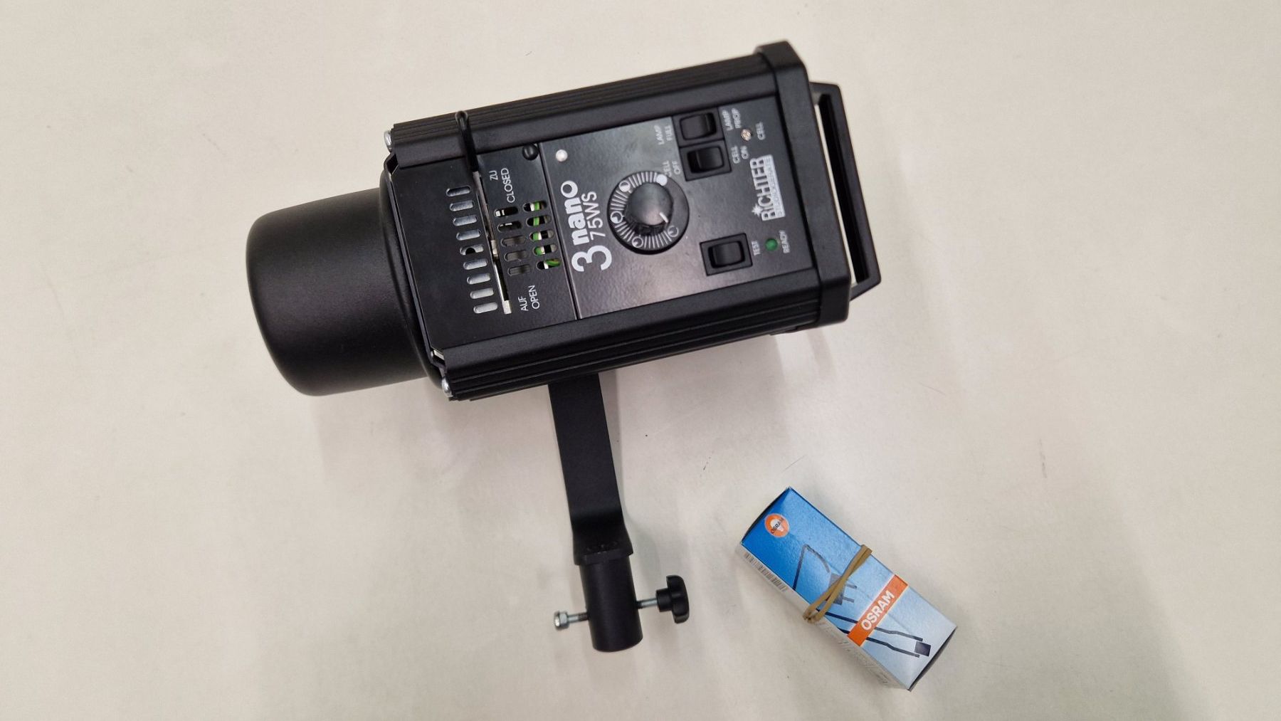 Blitze: Richter Studioblitzgerät 3 nano – 75 WS – Gebraucht aus Chur von wow25