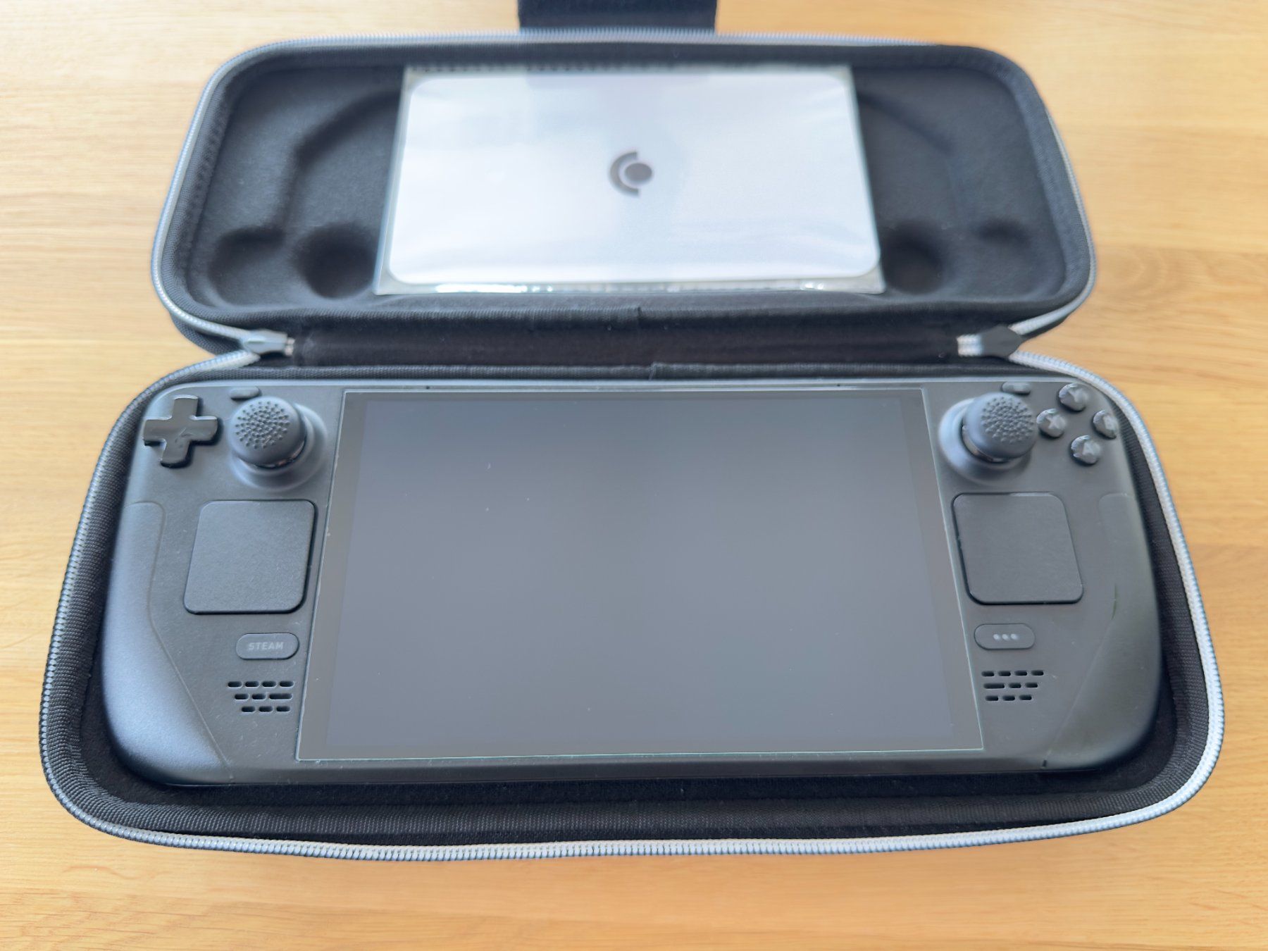 Valve Konsolen: Steam Deck OLED 1TB – Neu (gemäss Beschreibung) aus Pfäffikon ZH von hyperscape