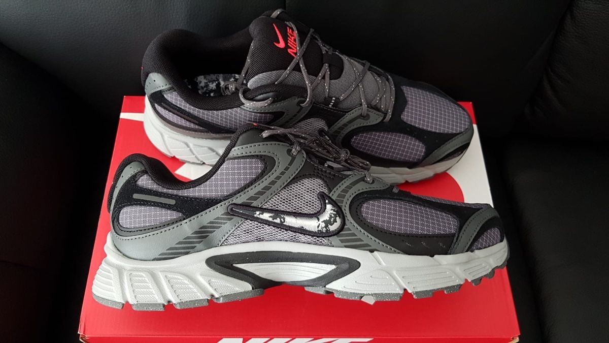 Nike Scarpe da uomo: Nike V5 RNR SE Gr.43 – Nuovo e nell'imballaggio originale da Zürich venduto da 280_yc86 4