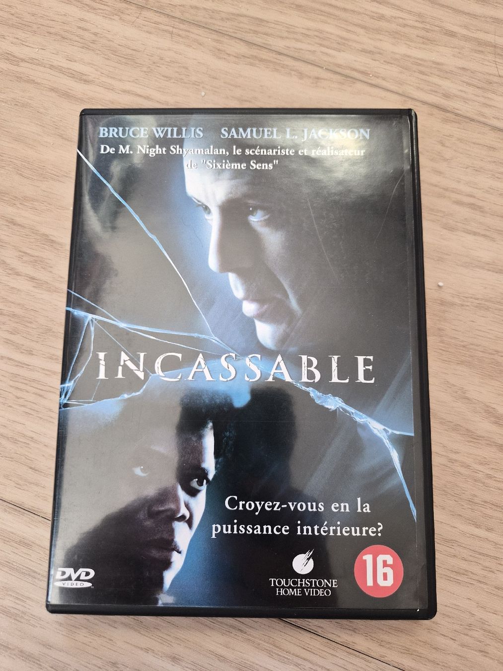 Alle DVDs: DVD Incassable - Thriller culte avec Bruce Willis – Gebraucht aus La Joux FR von car_ck96