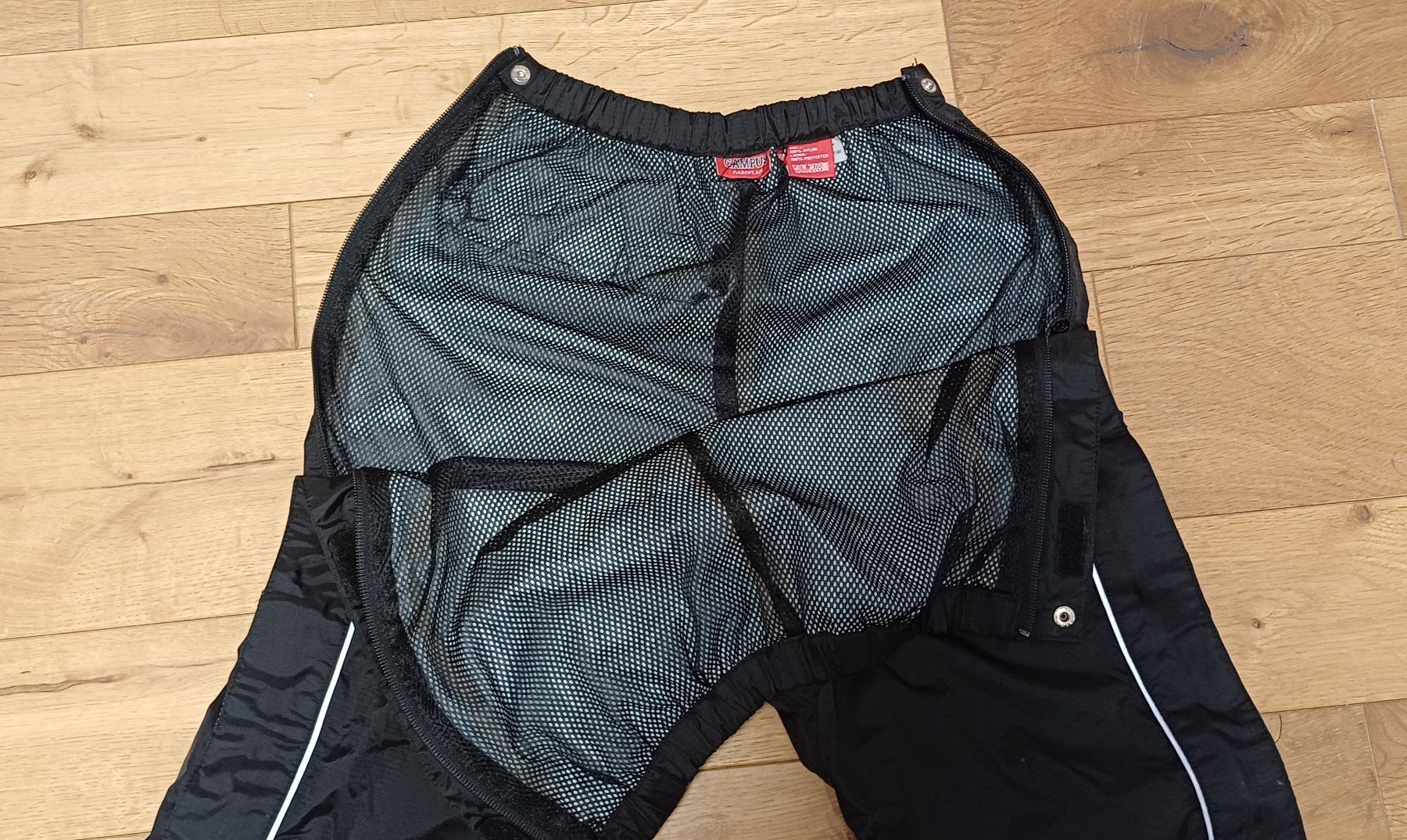 Tchibo Pantaloni: Regenhose Gr. 122/128 – Usato da Stallikon venduto da Melin08 3