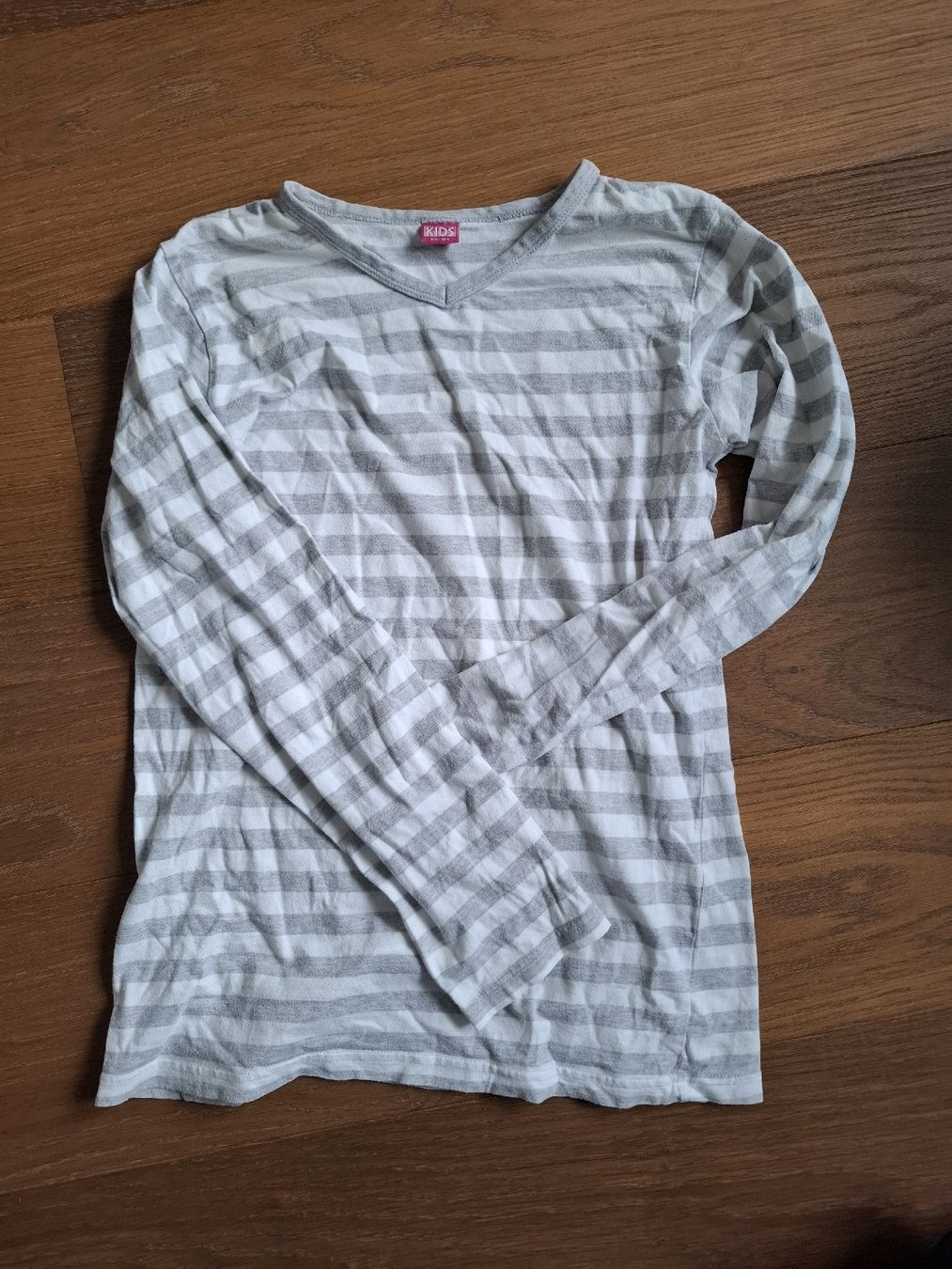 T-Shirts: T Shirt – Gebraucht aus Biel-Benken BL von lki_gn82